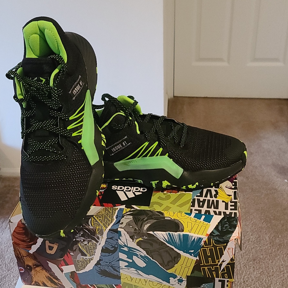 adidas D.O.N. Issue #1 Stealth Spider Manwith box